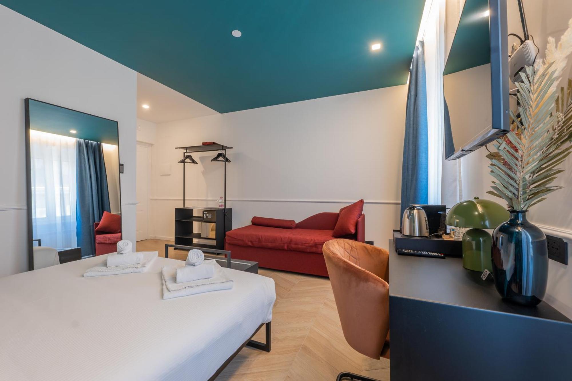 Maria Cristina Boutique Rooms Триест Екстериор снимка