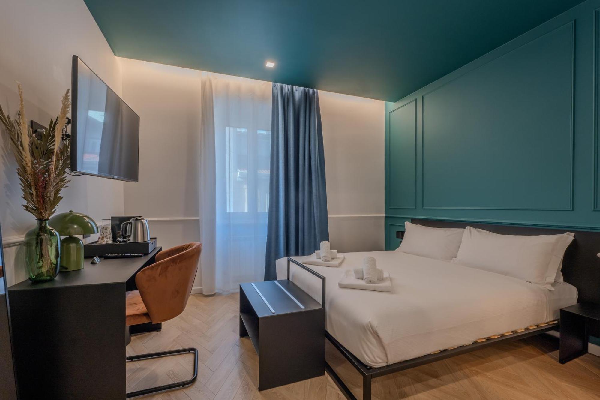 Maria Cristina Boutique Rooms Триест Екстериор снимка