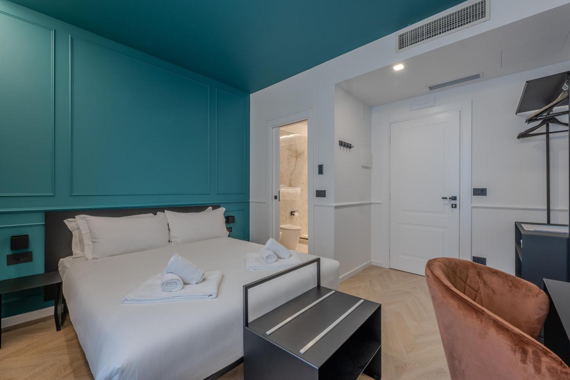 Maria Cristina Boutique Rooms Триест Екстериор снимка