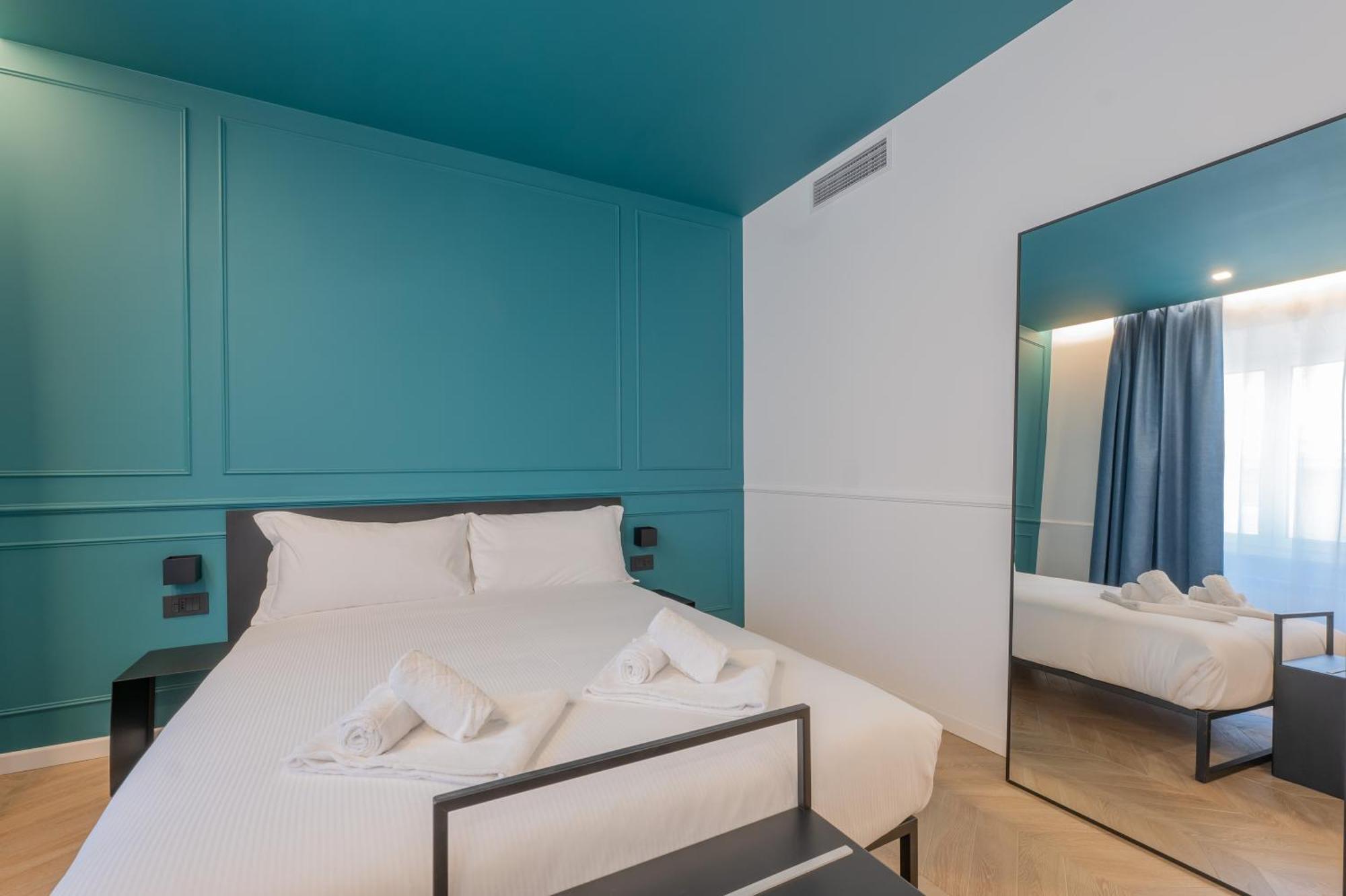 Maria Cristina Boutique Rooms Триест Екстериор снимка